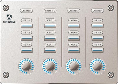 नॉब और बटन के साथ नियंत्रण कक्ष